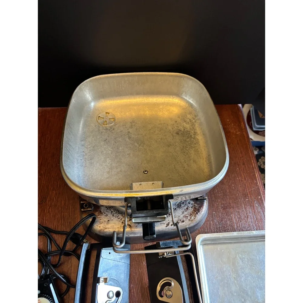 Hoover Vintage Electric Stainless Steel Fry Pan Skillet with Warming Tray 8650